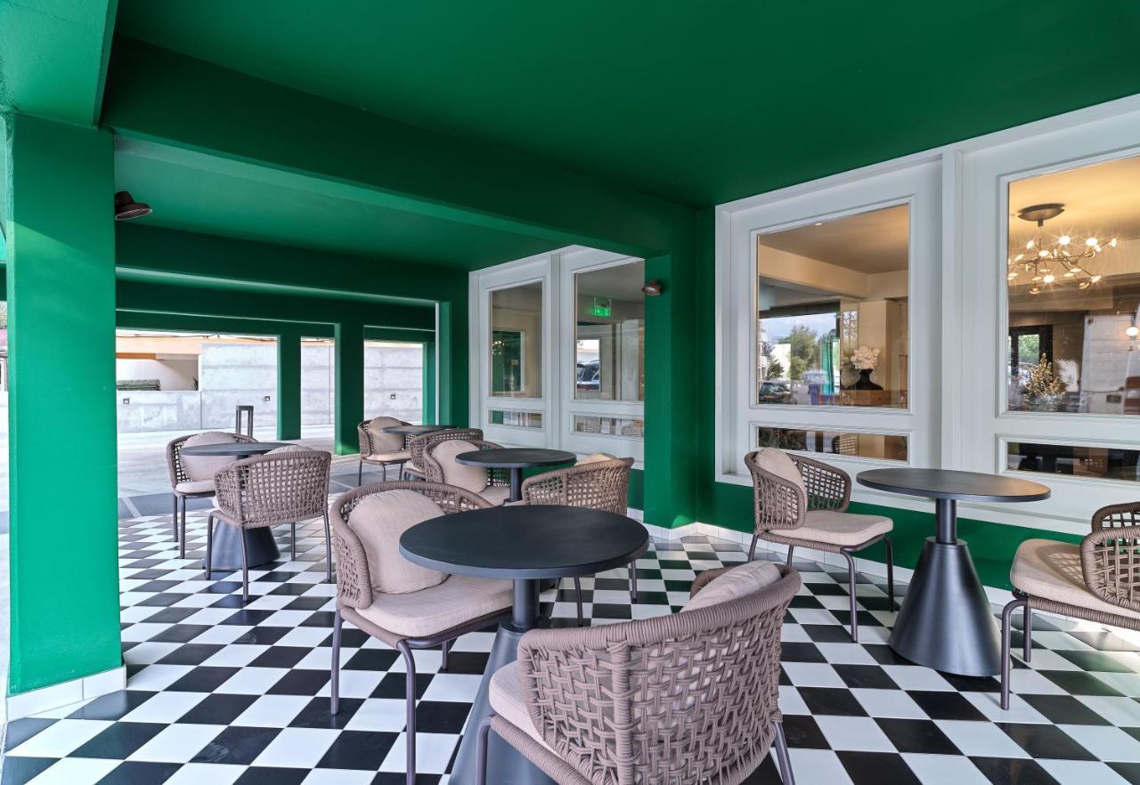 Liv The City Suites Adults Only Larnaca Exterior foto