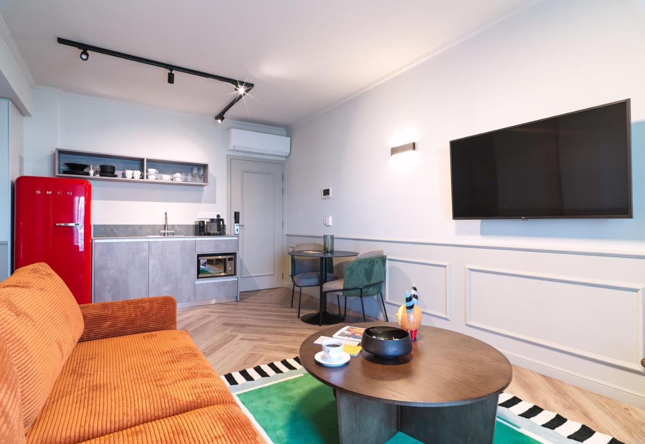 Liv The City Suites Adults Only Larnaca Exterior foto