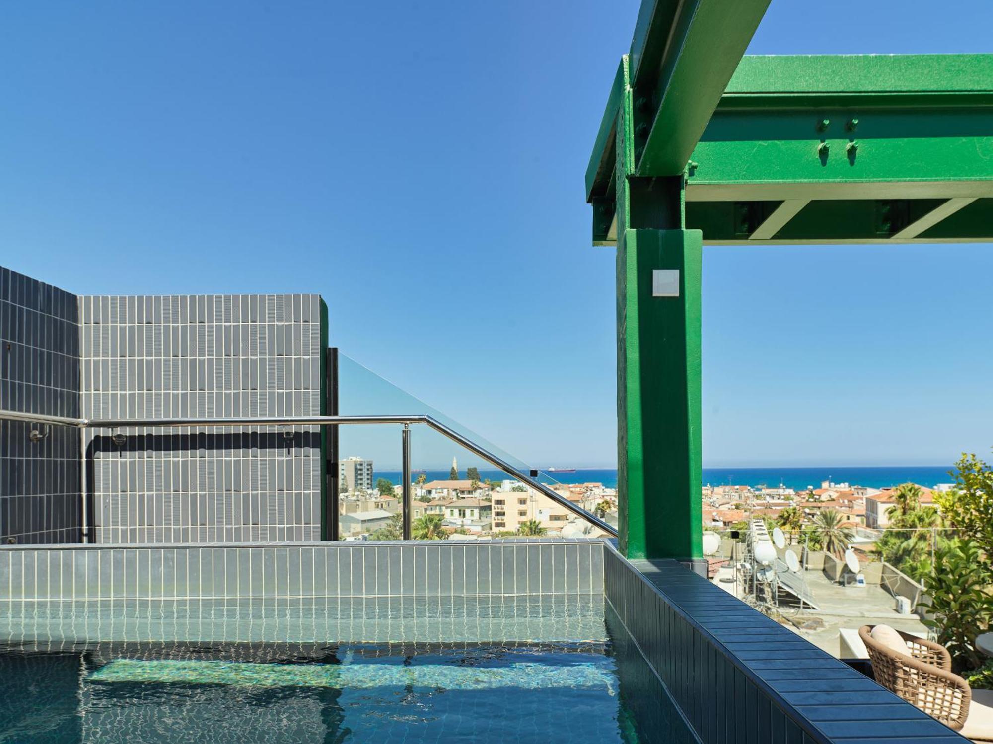 Liv The City Suites Adults Only Larnaca Exterior foto